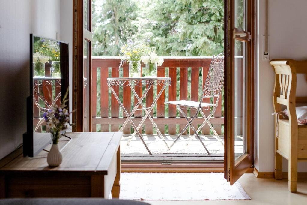 Apartment 4-zimmer-ferienwohnung Waldbluemle